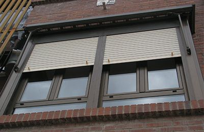 cambiar las ventanas. Aluminio