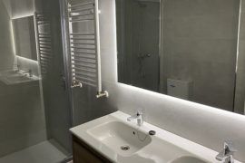 REFORMA DE DOS CUARTOS DE BAÑO EN MORATALAZ